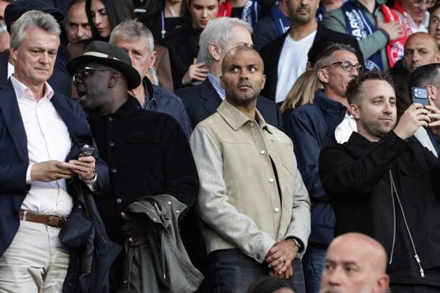 PSG - BAYERN PHOTOPQR LE PARISIEN LP Fred Dugit (Staff) ; Paris ; 28 04 2026 ; Sports Parc des Princes, Paris (XVIe), le 28 04 2026 Demi-finale aller de ligue des Champions Psg-Bayern Munich Tony Parker (tribune) LP Fred Dugit Paris, France, april 28th 2026. Champions League. Semi-final (First leg) Paris PSG - Bayern Munich.