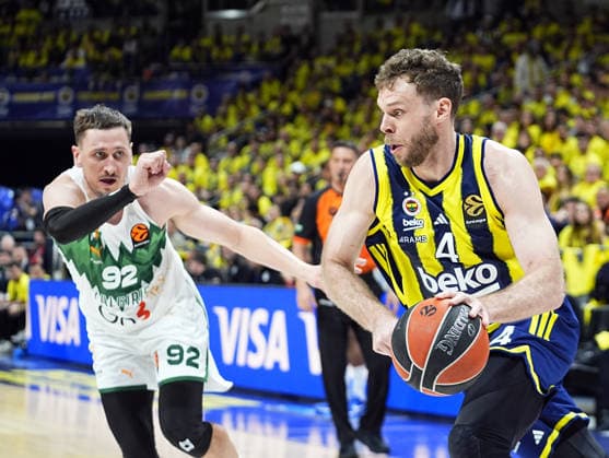 Fenerbahce Beko v Zalgiris - EuroLeague ISTANBUL, TURKIYE - APRIL 28: Nicolo Melli (4) of Fenerbahce Beko in action against Edgaras Ulanovas (92) of Zalgiris during the EuroLeague Play-off match between Fenerbahce Beko and Zalgiris at Ulker Sports and Event Hall in Istanbul, Turkiye on April 28, 2026. Esra Bilgin Anadolu Istanbul Turkey. Editorial use only. Please get in touch for any other usage.  Copyright: x2026xAnadoluxEsraxBilginx