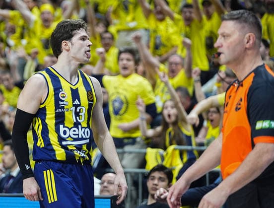 Fenerbahce Beko v Zalgiris - EuroLeague ISTANBUL, TURKIYE - APRIL 28: Tarik Biberovic (13) of Fenerbahce Beko celebrates after 3 pointer during the EuroLeague play-off first match between Fenerbahce Beko and Zalgiris at Ulker Sports and Event Hall in Istanbul, Turkiye on April 28, 2026. Esra Bilgin Anadolu Istanbul Turkey. Editorial use only. Please get in touch for any other usage.  Copyright: x2026xAnadoluxEsraxBilginx