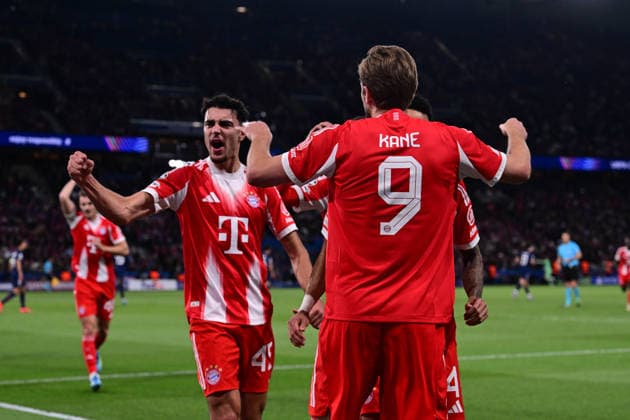Torjubel zum 0:1 durch Harry Kane 9 (FC Bayern Muenchen), Paris Saint-Germain vs. FC Bayern München, Champions League, Halbfinale, 28.04.2026 Paris Paris Frankreich