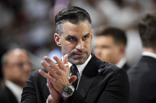 Cosea JL Bourg v Besiktas GAIN - EuroCup Final BOURGUE-EN-BRESSE, FRANCE - APRIL 28: Head coach of Besiktas GAIN Alimpijevic Dusan follows the final EuroCup basketball match between Besiktas GAIN and Cosea JL Bourg at the Ekinox in Bourg-en-Bresse France on April 28, 2026. Elyxandro Cegarra Anadolu Bourg-en-Bresse France. Editorial use only. Please get in touch for any other usage.  Copyright: x2026xAnadoluxElyxandroxCegarrax