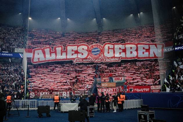 Choreo Fans FC Bayern, Paris Saint-Germain vs. FC Bayern München, Champions League, Halbfinale, 28.04.2026 Paris Paris Frankreich