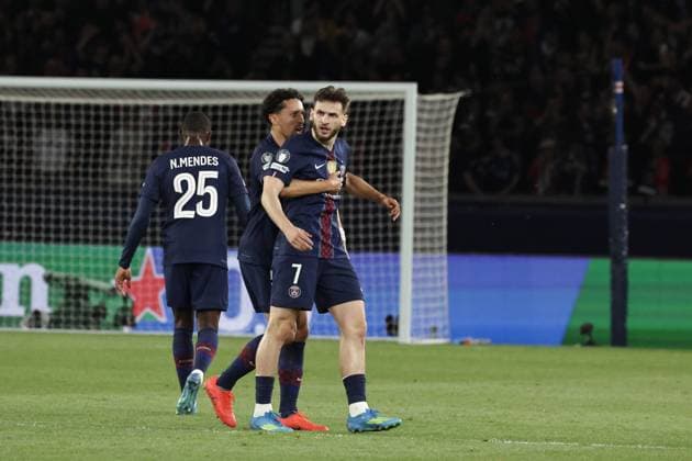 PSG - BAYERN PHOTOPQR LE PARISIEN LP Fred Dugit (Staff) ; Paris ; 28 04 2026 ; Sports Parc des Princes, Paris (XVIe), le 28 04 2026 Demi-finale aller de ligue des Champions Psg-Bayern Munich Marquinhos (5) Khvicha Kvaratskhelia (7) joie but du 1-1 but de Khvicha Kvaratskhelia (7) LP Fred Dugit Paris, France, april 28th 2026. Champions League. Semi-final (First leg) Paris PSG - Bayern Munich.