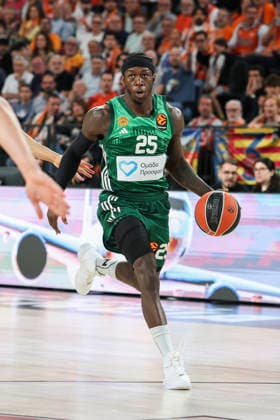 April 28, 2026, Valencia, Valencia, Spain: Lorenzo Brown of Panathinaikos AKTOR Athens in action during the EuroLeague Play Off Game One match between Valencia Basket and Panathinaikos Aktor Athens at Roig Arena on April 28, 2026 in Valencia, Spain. Valencia Basket V Panathinaikos Aktor Athens - Euroleague 2025 2026 Play Off Game 1  - ZUMAa181 20260428_zaa_a181_365 Copyright: xIrinaxR.xHipolitox