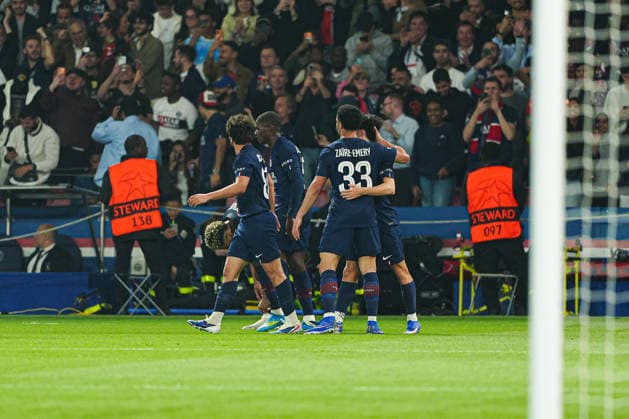 Torjubel Paris St. Germain nach Tor zum 2:1 per Kopfball Joao Neves (Paris St. Germain, 87) FRA, Paris St. Germain vs. FC Bayern München, Fussball, UEFA Champions League, Halbfinale, Spielzeit 2025 2026, 28.04.2026 FRA, Paris St. Germain vs. FC Bayern München, Fussball, UEFA Champions League, Halbfinale, Spielzeit 2025 2026, 28.04.2026 Paris Copyright: xEibner-Pressefoto MarcelxvonxFehrnx EP_MFN