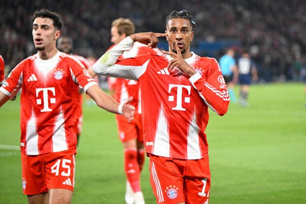 Paris, Parc des Princes, 28.04.26, FRA, Herren, UEFA Champions Leaugue, Saison 2025-2026, Halbfinale: Paris Saint Germain - FC Bayern Muenchen Bild: Michael OLISE (Muenchen) jubelt nach seinem Tor zum 2:2 UEFA regulations prohibit any use of photographs as image sequences and or quasi-video. Ile-de-France Frankreich