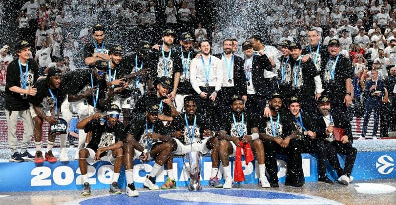 Eurocoupe finale JL Bourg - Besiktas - 28 avril 2026 PHOTOPQR LE PROGRES Catherine AULAZ - Bourg-en-Bresse 28 04 2026 - Eurocoupe finale JL Bourg - Besiktas - 28 avril 2026 -Eurocoupe - Saison 2025 2026 - Finale JL Bourg (blanc) - Besiktas (noir) match 2 à Ekinox à Bourg-en-Bresse (France). JL Bourg bat Besiktas 73 à 71. La JL Bourg sacrée championne d Europe Basket. Eurocup. Bourg vs Besiktas Bourg-en-Bresse Ain Rhône-Alpes France  Copyright: xPHOTOPQR LExPROGRES MAXPPPxCatherinexAULAZx 20260428LPL9140 20260428LPL9140