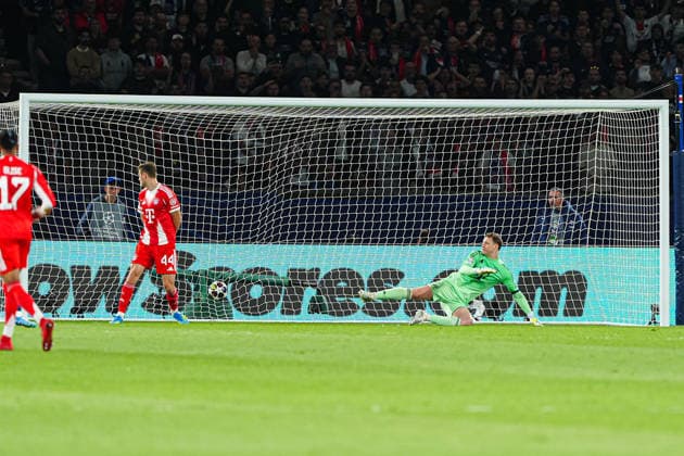 Tor zum 4:2 Khvicha Kvaratskhelia (Paris St. Germain, 07) FRA, Paris St. Germain vs. FC Bayern München, Fussball, UEFA Champions League, Halbfinale, Spielzeit 2025 2026, 28.04.2026 FRA, Paris St. Germain vs. FC Bayern München, Fussball, UEFA Champions League, Halbfinale, Spielzeit 2025 2026, 28.04.2026 Paris Copyright: xEibner-Pressefoto MarcelxvonxFehrnx EP_MFN