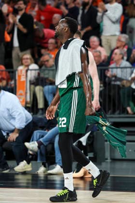 April 28, 2026, Valencia, Valencia, Spain: Jerian Grant of Panathinaikos AKTOR Athens looks on during the EuroLeague Play Off Game One match between Valencia Basket and Panathinaikos Aktor Athens at Roig Arena on April 28, 2026 in Valencia, Spain. Valencia Spain - ZUMAa181 20260428_zaa_a181_435 Copyright: xIrinaxR.xHipolitox