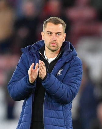 Southampton v Ipswich Town Sky Bet Championship Southampton Head Coach Tonda Eckert applauds the fans after the Southampton v Ipswich Sky Bet Championship match at the St Mary s Stadium, Southampton 28 04 2026 UK Newspapers OUT Copyright: xPaulxBlakex FIL-23359-0070