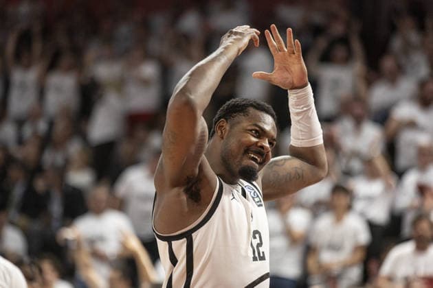 Cosea JL Bourg v Besiktas GAIN - EuroCup Final BOURG-EN-BRESSE, FRANCE - APRIL 28: Tajuan Agee of Cosea JL Bourg celebrates after the final EuroCup basketball match between Besiktas GAIN Istanbul and Cosea JL Bourg at the Ekinox in Bourg-en-Bresse France on April 28, 2026. Elyxandro Cegarra Anadolu Bourg-en-Bresse France. Editorial use only. Please get in touch for any other usage.  Copyright: x2026xAnadoluxElyxandroxCegarrax