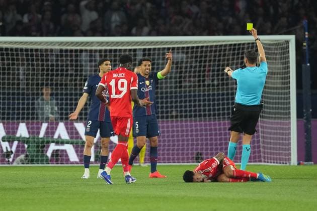 Marquinhos of PSG receives a yellow card Paris Saint-Germain v Bayern Munich, UEFA Champions League, Semi Final, First Leg, Football, Parc des Princes, Paris, France - 28 Apr 2026Paris Parc des Princes France EDITORIAL USE ONLY No use with unauthorised audio, video, data, fixture lists, club league logos or live services. Online in-match use limited to 120 images, no video emulation. No use in betting, games or single club league player publications. Copyright: xDavexWinter Shutterstockx 16847969hg