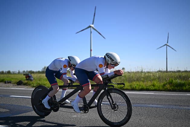 UCI Para Cycling Road World Cup: Round 2 Picture by Mathew Wells SWpix.com - 29 04 2026 - Cycling - UCI Para Cycling Road World Cup: Round 2 - Gistel, West Flanders, Belgium - WB Individual Time Trial (ITT) - Sophie Unwin (Great Britain) piloted by Jenny Holl Copyright: x xSWpix.comx(t axPhotographyxHubxLtd)xMathewxWells SWpix.comx SWP-3030-13520