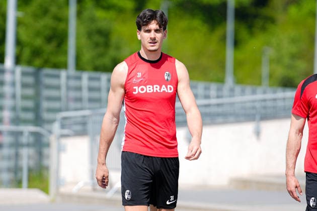 Fussball, Bundesliga, Herren, Training SC Freiburg - Europa-Park-Stadion, Europa Park Stadion,: Igor Matanovic (SC Freiburg 31) Freiburg Europa Park Stadion Baden-Württemberg Deutschland Copyright: xFINLEYxMÖRCHx
