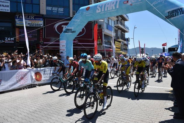 61st Presidential Cycling Tour of Turkiye MUGLA, TURKIYE - APRIL 29: Cyclists compete in the 130.4-kilometer Marmaris-Fethiye stage, within the 61st Presidential Cycling Tour of Turkiye, an eight-stage race in the ProSeries category, on April 29, 2026 in Mugla, Turkiye. Sabri Kesen Anadolu Mugla Turkey. Editorial use only. Please get in touch for any other usage.  Copyright: x2026xAnadoluxSabrixKesenx