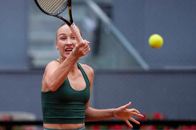April 29, 2026, Madrid, Madrid, Spain: Anastasia Potapova of Austria plays against Karolina Pliskova of Czech Republic during the Mutua Madrid Open 2026, ATP, Tennis Herren Masters 1000 and WTA, Tennis Damen 1000, at La Caja Magica on April 29, 2026 in Madrid, Spain. Madrid Spain - ZUMAa181 20260429_zaa_a181_009 Copyright: xOscarxJ.xBarrosox