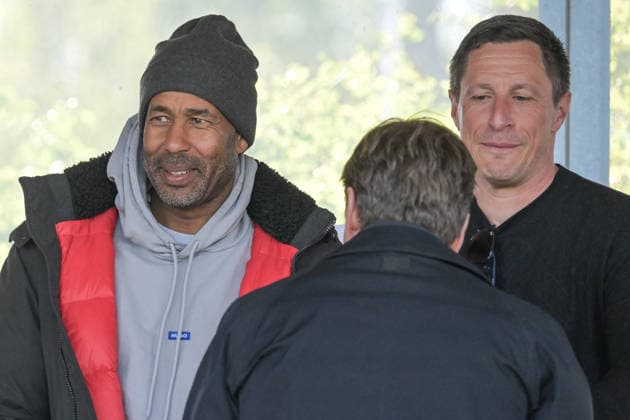 Zu Besuch bei den Frauen, Cheftrainer Herren Daniel Thioune, SV Werder Bremen (F) - FC Bayern Muenchen (F) , Fussball, Frauen, Bundesliga, DFB, 29.04.2026 DFB regulations prohibit any use of photographs as image sequences and or quasi-video Bremen Bremen Deutschland