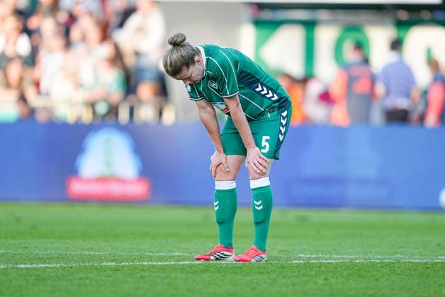 29.04.2026, xydrx, Frauen, Fußball, 1.Frauen-Bundesliga, SV Werder Bremen - FC Bayern München, Saison 2025 2026, Stadion Platz 11: Michelle Ulbrich (SV Werder Bremen, 5) enttäuscht nach der 2:0 Niederlage DFB regulations prohibit any use of photographs as image sequences and or quasi-video. Copyright: HMBxMedia YannisxDreimann