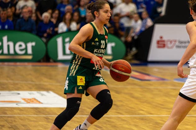 Damen Basketball Bundesliga 1. DBBL, BC Pharmaserv Marburg vs. Rutronik Stars Keltern, Sporthalle Georg-Gassmann-Stadion Marburg; 29.04.2026 Damen Basketball Bundesliga DBBL, Marburg, Germany - 29.04.2026: Karina Konstantinova (Rutronik Stars Keltern, 33) am Ball, 1. DBBL, Spiel des BC Marburg vs. Rutronik Stars Keltern, Sporthalle Georg-Gassmann-Stadion Marburg Copyright: xBEAUTIFULxSPORTS Freudensteinx