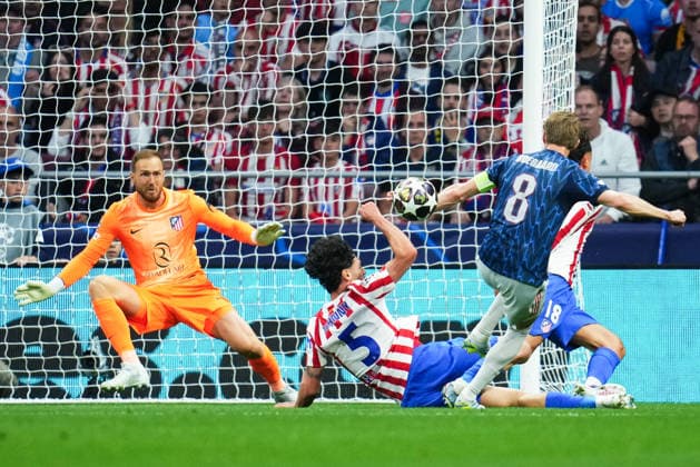 260429 Martin odegaard of Arsenal during the UEFA Champions League semifinal match between Atletico Madrid and Arsenal on April 29, 2026 in Madrid. Photo: Bagu Blanco BILDBYRAN COP 18 XY0118 fotboll football soccer fotball uefa champions league champions league semifinal semifinals atletico madrid arsenal bbeng Copyright: BAGUxBLANCO BB260429BB325