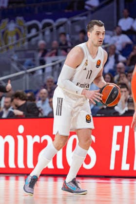 ESP: Real Madrid v Hapoel IBI Tel Aviv Euroleague PlayOff Game 1 Mario Hezonja of Real Madrid in action during the Euroleague match, PlayOff Game 1, between Real Madrid and Hapoel IBI Tel Aviv played at Movistar Arena Stadium on April 29 2026 in Madrid Spain Madrid Spain Basketball Copyright: xAlbaxPachecox xAgenciaxLOFx
