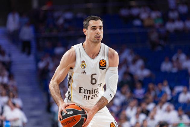 ESP: Real Madrid v Hapoel IBI Tel Aviv Euroleague PlayOff Game 1 Alberto Abalde of Real Madrid in action during the Euroleague match, PlayOff Game 1, between Real Madrid and Hapoel IBI Tel Aviv played at Movistar Arena Stadium on April 29 2026 in Madrid Spain Madrid Spain Basketball Copyright: xAlbaxPachecox xAgenciaxLOFx