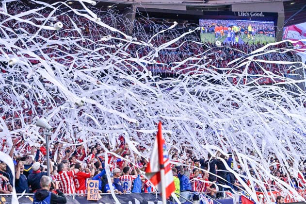 April 29, 2026, Madrid, Madrid, Spain: Atletico Madrid fans throwing rolls of toilet paper onto the field before the match began the Champions League first semifinal match between ATLETICO DE MADRID and ARSENAL FOOTBALL CLUB, held on April 29, 2026, at the Riyadh Air Metropolitano, Madrid, Spain. Madrid Spain - ZUMAc312 20260429_zsp_c312_196 Copyright: xOscarxManuelxSanchezx