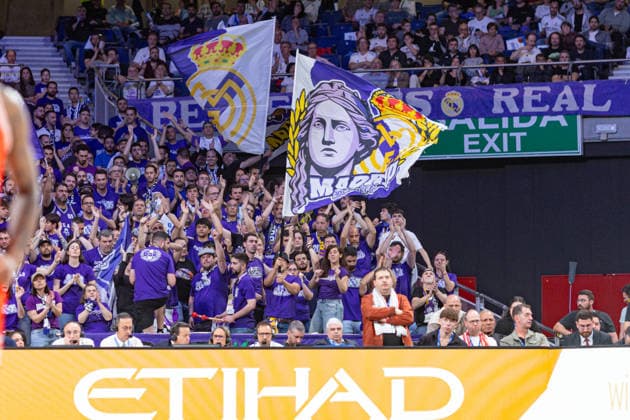 ESP: Real Madrid v Hapoel IBI Tel Aviv Euroleague PlayOff Game 1 berserkers fans of Real Madrid during the Euroleague match, PlayOff Game 1, between Real Madrid and Hapoel IBI Tel Aviv played at Movistar Arena Stadium on April 29 2026 in Madrid Spain Madrid Spain Basketball Copyright: xAlbaxPachecox xAgenciaxLOFx