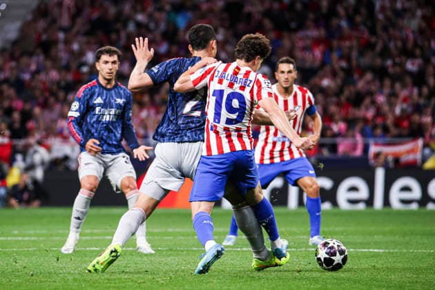 UEFA Champions League semifinals: Atletico de Madrid vs Arsenal April 29, Madrid, Madrid, Spain: Julian Alvarez fight for the ball with Saliba during UEFA Champions League 2025 26 match beetween Atletico de Madrid and Arsenal at Riyadh Air Metropolitano on April 29, 2026, in Madrid, Spain. Madrid Spain Madrid Madrid Spain Real Madrid C.F. v Manchester City - UEFA Champions League 2025 Copyright: xAlejandroxMatiasx