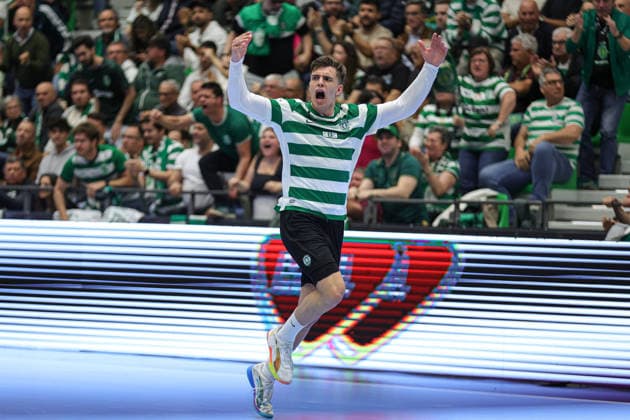 6Costa, Francisco SPORTING in action during the match between Sporting Clube de Portugal vs AALBORG HANDBOLD, valid for Machineseeker EHF Champions League Quarter-finals 2025 2026 at Pavilhao Joao Rocha in Lisbon on 29 Apri 2026. Lisbon Pavilhao Joao Rocha Lisbon Portugal Copyright: xIMAGOx xPRIMExSPORTSxIMAGESx xANGELOxMOREIRAx