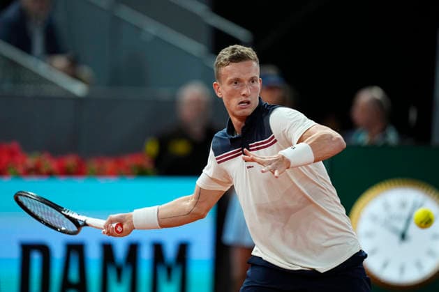 April 29, 2026, Madrid, Madrid, Spain: Jiri Lehecka of Czech Republic plays against Arthur Fils of France during the Mutua Madrid Open 2026 at La Caja Magica on April 29, 2026 in Madrid, Spain. Madrid Spain - ZUMAa181 20260429_zaa_a181_404 Copyright: xOscarxJ.xBarrosox