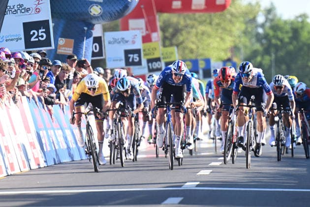 30-04-2026 Tour De Romandie; Tappa 02 Rue - Vucherens; 2026, Uae Emirates - Xrg; 2026, Ineos Grenadiers; Pogacar, Tadej; Godon, Dorian; Vucherens; 