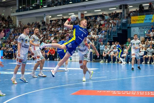 Ellidi Snaer Vidarsson, Kreislaeufer, (VfL Gummersbach 4), VfL Gummersbach vs. Frisch Auf! Goeppingen, Daikin Handball Bundesliga, Herren , 30. Spieltag, 30.04.2026 Gummersbach NRW Deutschland