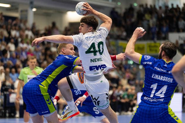 Elias NEWEL (FRISCH AUF! Goeppingen, 40) erzielt ein Tor, Aktion, Torwurf GER, VfL Gummersbach vs. FRISCH AUF! Goeppingen, Handball, Bundesliga, 30. Spieltag, Spielzeit 2025 2026, 30.04.2026, GER, VfL Gummersbach vs. FRISCH AUF! Goeppingen, Handball, Bundesliga, 30. Spieltag, Spielzeit 2025 2026, 30.04.2026, Gummersbach Copyright: xEibnerxPressefoto OliverxSchmidtx EP_OST
