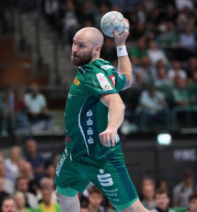 Leipzig, 30.04.2026, Arena Leipzig, Handball, Bundesliga, 30.Spieltag , SC DHfK Leipzig vs. HC Erlangen , Im Bild; Moritz Preuss (24, Leipzig). , Nur zur redaktionellen Nutzung. Only editorial use. , DHB HBL regulations prohibit any use of photographs as image sequences and or quasi-video. ,