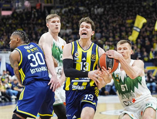 Fenerbahce Beko v Zalgiris - EuroLeague ISTANBUL, TURKIYE - APRIL 30: Tarik Biberovic (13) of Fenerbahce Beko in action against Arnas Butkevicius (51) of Zalgiris during the EuroLeague play-off second match between Fenerbahce Beko and Zalgiris at Ulker Sports and Event Hall in Istanbul, Turkiye on April 30, 2026. Esra Bilgin Anadolu Istanbul Turkey. Editorial use only. Please get in touch for any other usage.  Copyright: x2026xAnadoluxEsraxBilginx