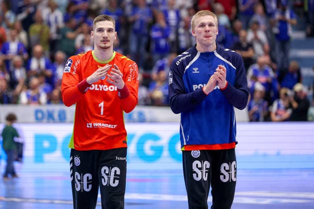 30.04.2026, Handball, 1. HBL, VfL Gummersbach - Frisch Auf! Göppingen, Saison 2025 2026 Herren, Schwalbe-Arena: Dominik Kuzmanovic (VfL Gummersbach 01) Bertram Obling (VfL Gummersbach 16) Nordrhein-Westfalen Deutschland