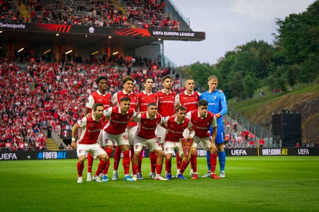 Portugal: Fussball Europa League 2025 - 2026, Halbfinale - Sporting Braga vs SC Freiburg - Estadio Municipal de Braga (POR): Mannschaftsfoto, Totale Copyright: xJOERANxSTEINSIEKx