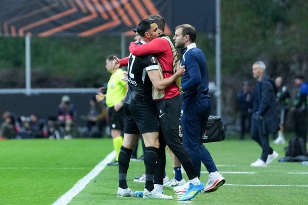 Vincenzo Grifo (SC Freiburg, 32), Lucas Höler Lucas Hoeler (SC Freiburg, 09) Torjubel, Emotionen, Torschuss, Abschluss, Torerfolg, Tor, Treffer , Portugal, Fussball, UEFA Europa League, Halbfinale, Hinspiel, 2025 2026, SC Braga vs. SC Freiburg, 30.04.2026, Estadio Municipal de Braga, Braga, Braga Estadio Municipal de Braga Cavado Portugal Copyright: xArnexAmbergx