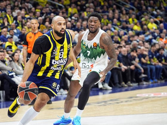 Fenerbahce Beko v Zalgiris - EuroLeague ISTANBUL, TURKIYE - APRIL 30: Talen Jalee Tucker (8) of Fenerbahce Beko in action against Moses Wright (7) of Zalgiris during the EuroLeague play-off second match between Fenerbahce Beko and Zalgiris at Ulker Sports and Event Hall in Istanbul, Turkiye on April 30, 2026. Esra Bilgin Anadolu Istanbul Turkey. Editorial use only. Please get in touch for any other usage.  Copyright: x2026xAnadoluxEsraxBilginx