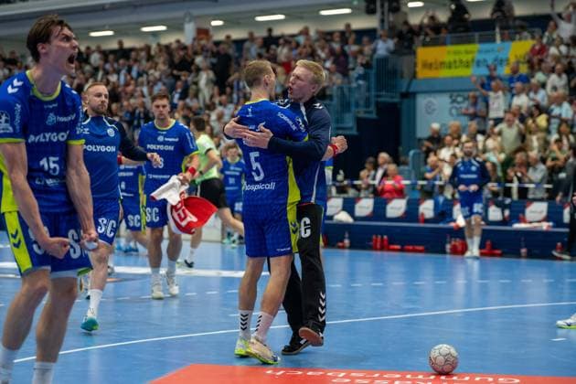 Emotionen nach dem Unentschieden in den letzten Sekunden, VfL Gummersbach vs. Frisch Auf! Goeppingen, Daikin Handball Bundesliga, Herren , 30. Spieltag, 30.04.2026 Gummersbach NRW Deutschland
