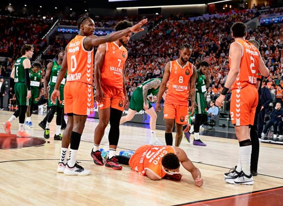 ESP: Valencia Basket v Panathinaikos AKTOR Athens PlayOff Euroleague. during the Euroleague match, playoff Game 2, between Valencia Basket and Panathinaikos AKTOR Athens played at Roig Arena Stadium on April 30, 2026 in Valencia Spain Valencia Spain Basketball Copyright: xPacoxMGEstudix xAgenciaxLOFx