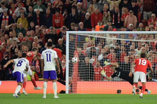 Nottingham Forest FC v Aston Villa FC - UEFA Europa League 2025 26 Semi-Final First Leg Chris Wood of Nottingham Forest scores 1st goal during the UEFA Europa League 2025 26 Semi-Final First Leg match between Nottingham Forest FC and Aston Villa FC at City Ground on April 30, 2026 in Nottingham, England. WARNING! This Photograph May Only Be Used For Newspaper And Or Magazine Editorial Purposes. May Not Be Used For Publications Involving 1 player, 1 Club Or 1 Competition Without Written Authorisation From Football DataCo Ltd. For Any Queries, Please Contact Football DataCo Ltd on +44 (0) 207 864 9121 Nottingham City Ground England United Kingdom Copyright: xAllstarxPicturexLibraryxLtdx