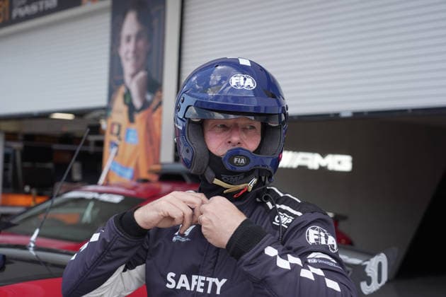 30.04.2026, Miami International Autodrome, Miami, Formula 1 Crypto.com Miami Grand Prix 2026 ,im Bild Safety Car Fahrer Bernd Mayländer macht sich fertig für seinen Einsatz im Mercedes-AMG GT Black Series. (Photo by Hasan Bratic DeFodi Images) -