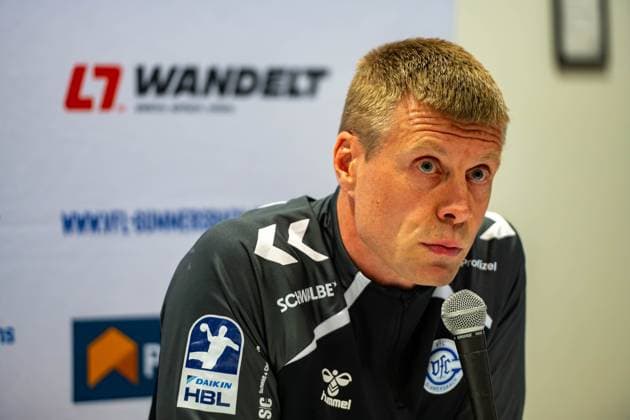 GuÃ°jon Valur SigurÃ°sson, Cheftrainer, (VfL Gummersbach), in der Pressekonferenz, VfL Gummersbach vs. Frisch Auf! Goeppingen, Daikin Handball Bundesliga, Herren , 30. Spieltag, 30.04.2026 Gummersbach NRW Deutschland