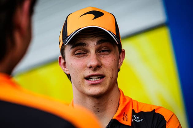 (81) Oscar Piastri (AUS) - McLaren Mastercard F1 Team - McLaren MCL40 - Mercedes during the Formula 1 Crypto.com Miami Grand Prix 2026 at Miami International Autodrome in Miami Gardens, United States. Round 6 of the 2026 FIA Formula One World Championship, WM, Weltmeisterschaft held May 1-3, 2026. The Miami International Autodrome, located in the grounds of the Hard Rock Stadium, hosts the sixth round featuring the Sprint format. This event weekend features the F1 Sprint format, with a Sprint Shootout and Sprint Race in addition to the standard qualifying session and Grand Prix. Formula 1 Crypto.com Miami Grand Prix 2026 - Round 6 - Miami International Autodrome F1-2026-R06-MIA