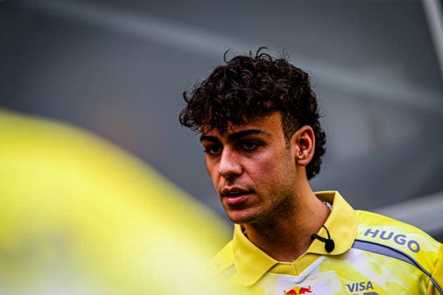 (41) Arvid Lindblad (GBR) - Visa Cash App Racing Bulls F1 Team - Racing Bulls VCARB03 - Red Bull Ford during the Formula 1 Crypto.com Miami Grand Prix 2026 at Miami International Autodrome in Miami Gardens, United States. Round 6 of the 2026 FIA Formula One World Championship, WM, Weltmeisterschaft held May 1-3, 2026. The Miami International Autodrome, located in the grounds of the Hard Rock Stadium, hosts the sixth round featuring the Sprint format. This event weekend features the F1 Sprint format, with a Sprint Shootout and Sprint Race in addition to the standard qualifying session and Grand Prix.  Copyright: xAlessioxDexMarcox xAvens-images.com AvensImages IPAxSportx xipa-agency.netx xx IPA_74345946 IPA_Agency_IPA74345946