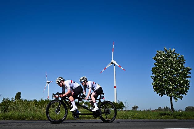 UCI Para Cycling Road World Cup: Round 2 Picture by Mathew Wells SWpix.com - 01 05 2026 - Cycling - UCI Para Cycling Road World Cup: Round 2 - Gistel, West Flanders, Belgium - WB Road Race - Sophie Unwin (Great Britain) piloted by Jenny Holl Copyright: x xSWpix.comx(t axPhotographyxHubxLtd)xMathewxWells SWpix.comx SWP-3030-13638