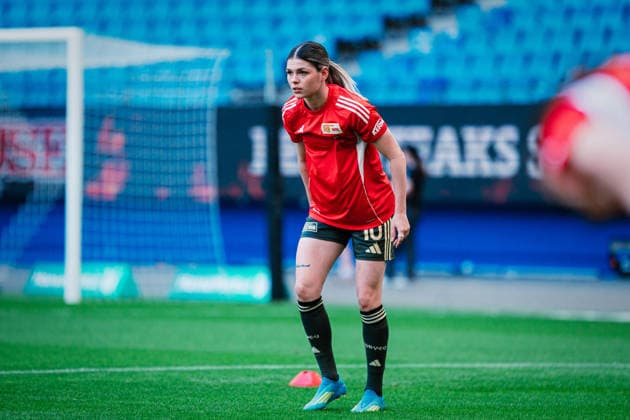 Google Pixel Frauen-Bundesliga: Hamburger SV vs. 1. FC Union Berlin, 01.05.2026 Eileen Michelle Campbell (1. FC Union Berlin, 10); Fußball, Google Pixel Frauen-Bundesliga, 24. Spieltag: Hamburger SV vs. 1. FC Union Berlin am 01.05.2026 im Volksparkstadion, Hamburg DFB REGULATIONS PROHIBIT ANY USE OF PHOTOGRAPHS AS IMAGE SEQUENCES AND OR QUASI-VIDEO. Copyright: xBEAUTIFULxSPORTS Tonhäuserx