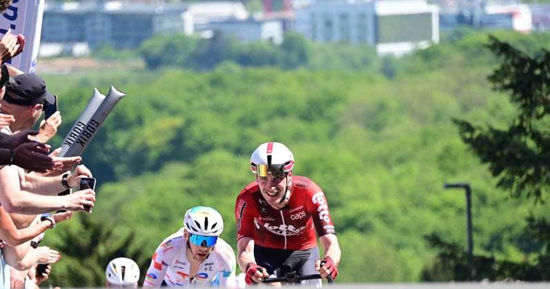 01.05,2026 xkhx Eschborn-Frankfurt am Main , Radrennen Radklassiker Eschborn-Frankfurt Mammolshainer Stich Berg An der Spitze JONAS RUTSCH